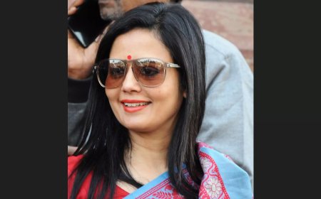 टीएमसी सांसद महुआ मोइत्रा ने फोन हैकिंग पर लोकसभा अध्यक्ष को लिखा पत्र