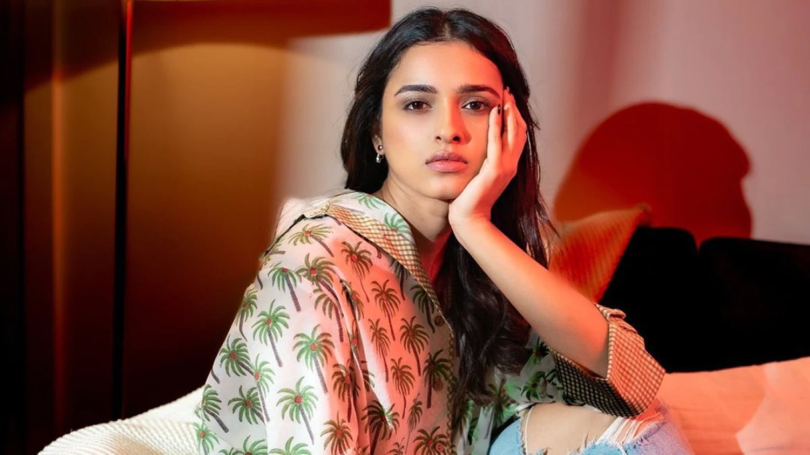 नम्रता शेठ रवीना टंडन अभिनीत वेब सीरीज 'कर्मा कॉलिंग' में अभिनय करेंगी