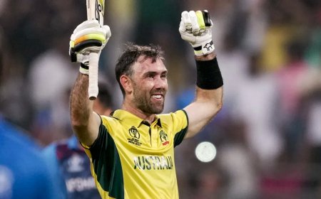 बीबीएल 13 में ग्लेन मैक्सवेल की मैदान पर मजेदार कमेंट्री ने सभी को हंसा-हंसाकर लोटपोट कर दिया