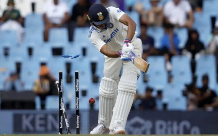 '...उन्हें टेस्ट क्रिकेट नहीं खेलना चाहिए': IND vs SA दूसरे टेस्ट की पिच और बल्लेबाजी रणनीति पर गावस्कर का सीधा-सीधा फैसला