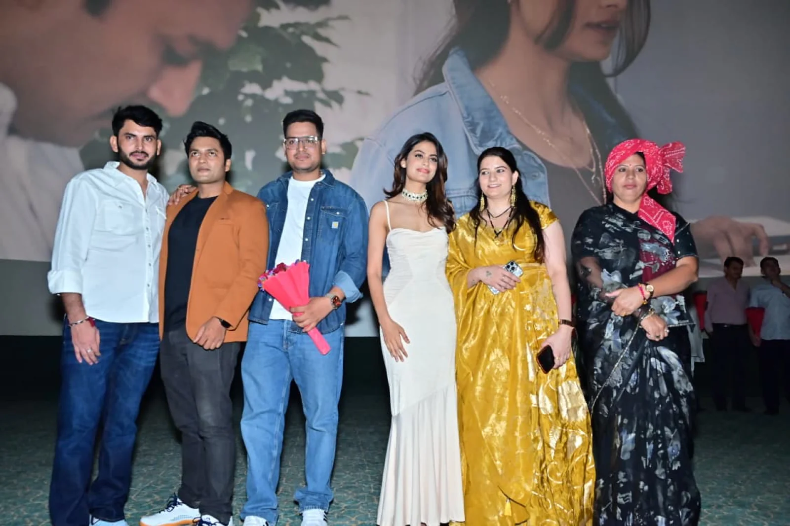 अंतस 2 का जयपुर प्रीमियर धमाकेदार, राज मंदिर तालियों से गूंजा