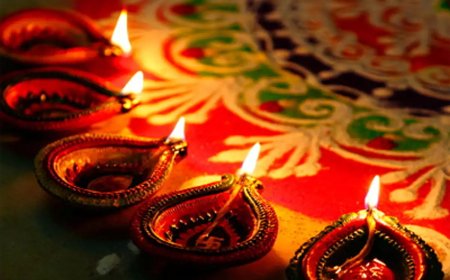 नरक चतुर्दशी 2023 पर करें ये उपाय, घर में आएगा सुख-समृद्धि और खुशहाली