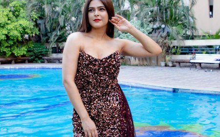 ट्रेंडिंग तस्वीरें: मधुरिमा तुली अपने शिमरी स्लिट गाउन स्वैग से इंटरनेट पर धमाल मचा रही हैं