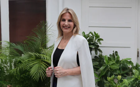 How a Single Woman Is Quietly Changing the Lives of Global Billionaires