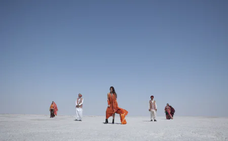 ग्लैमर से जगमगाया कच्छ का रण: रण उत्सव में फेमिना मिस इंडिया की खूबसूरती