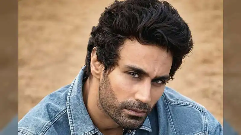 Supermodel Karan Oberoi Style Impression: Fame Goes Overseas